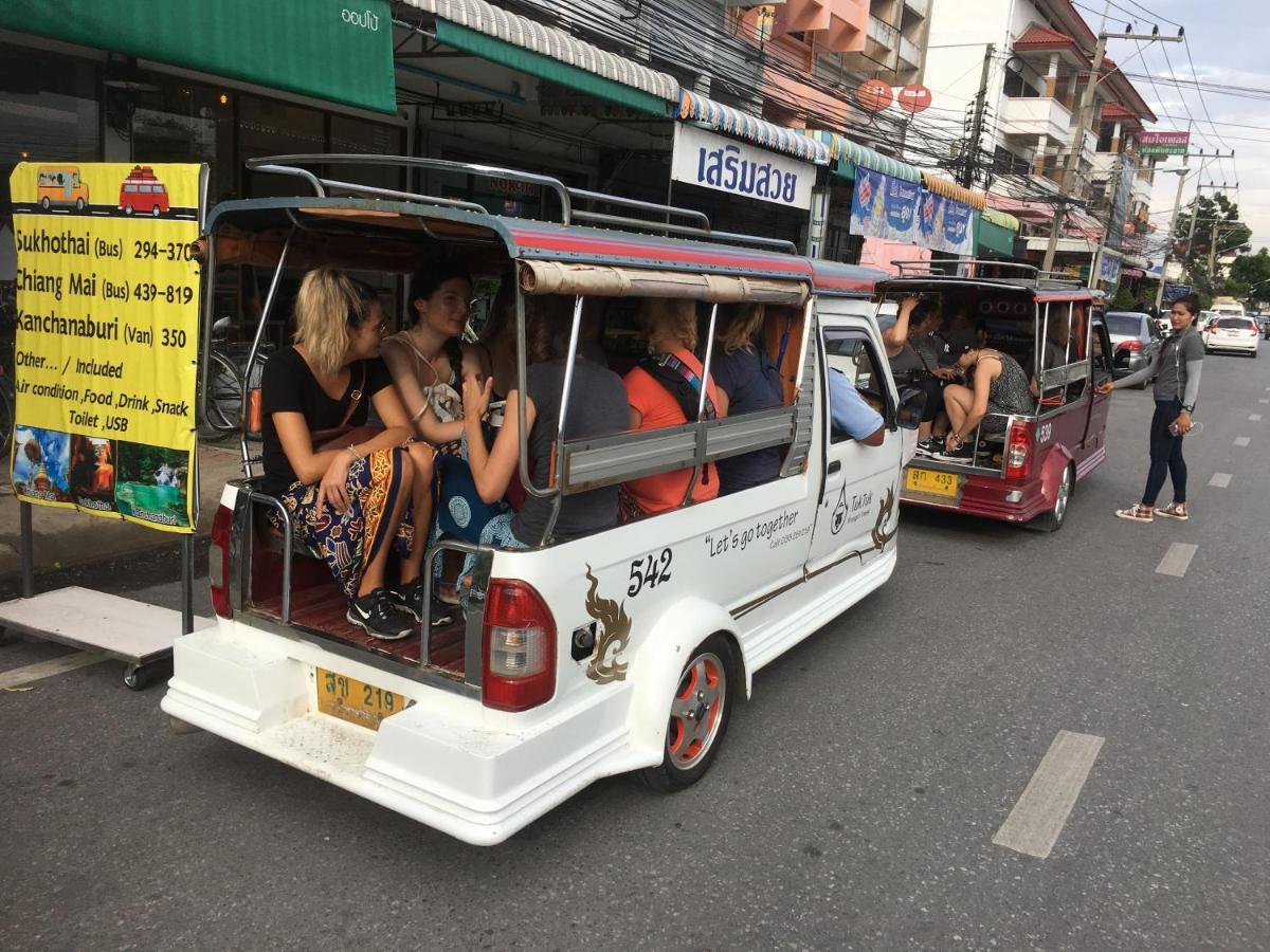 Nakara Hostel Ayutthaya Dış mekan fotoğraf